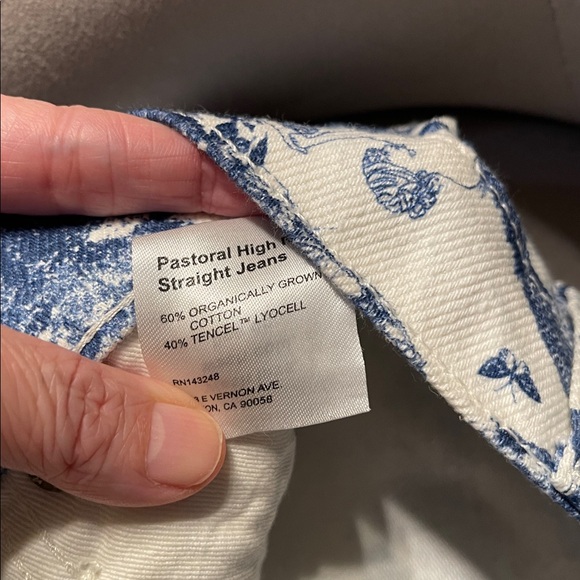 Reformation Pastoral High Rise Straight Jeans NWT Sz 27 - Picture 8 of 14